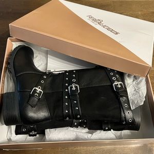 *BRAND NEW* Fergalicious Foxley Boot - Women's - Black size 8